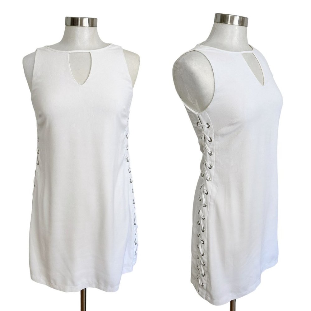 Cato SMALL Riviera White Side Lace Up Keyhole Neck Knee Length Sorority Dress